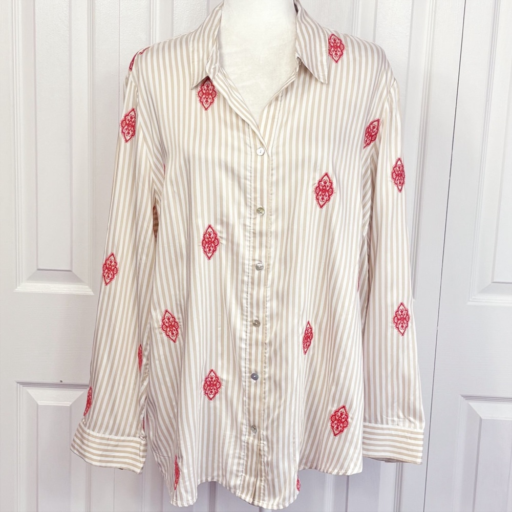 NWT Chico's White Stripe Red Embroidered Medallion Print Blouse XL